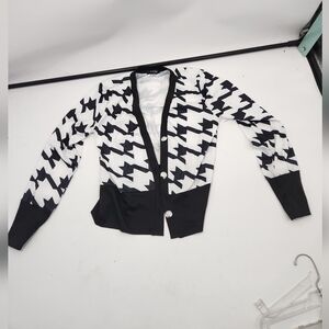 Chic Black and White Geometric Cardigan